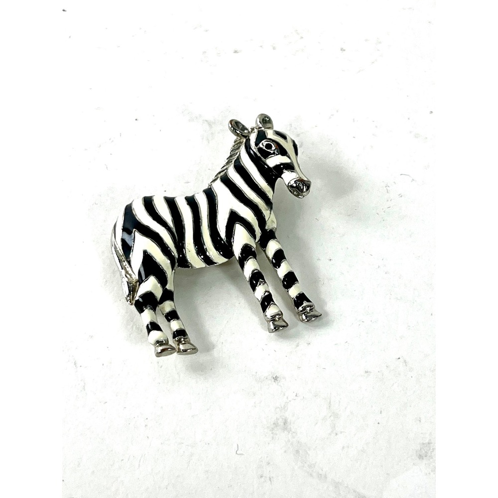 Vintage Zebra Brooch Black White Enamel Animal Pin Silver Tone Safari Jewelry